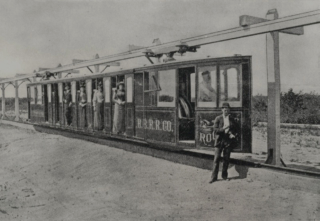 Illustration for article titled Algunos de los trenes más extraños jamás inventados